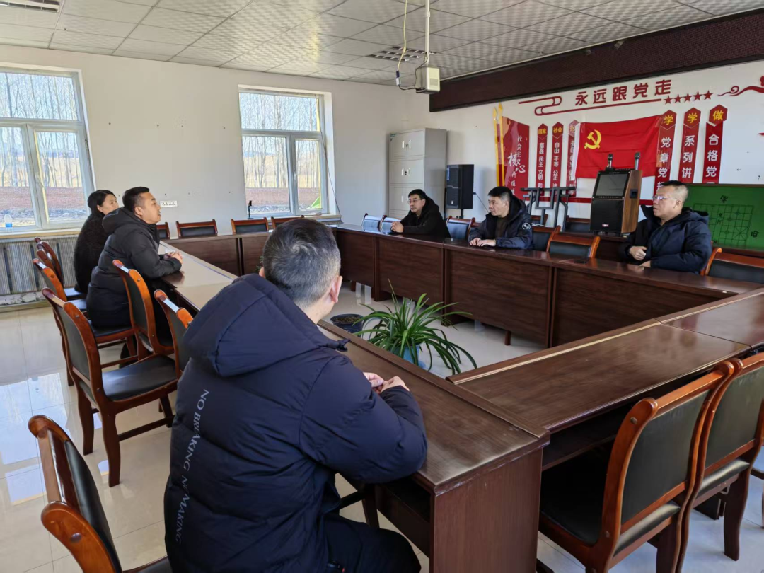 兴安盟退役军人事务局深入帮扶村开展走访慰问活动